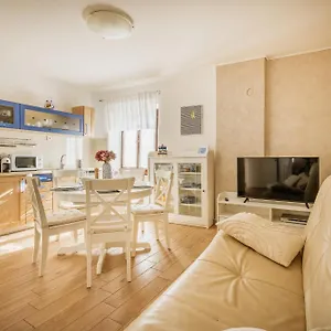 Apartment Mirna Stress Free Vol.2, Umag